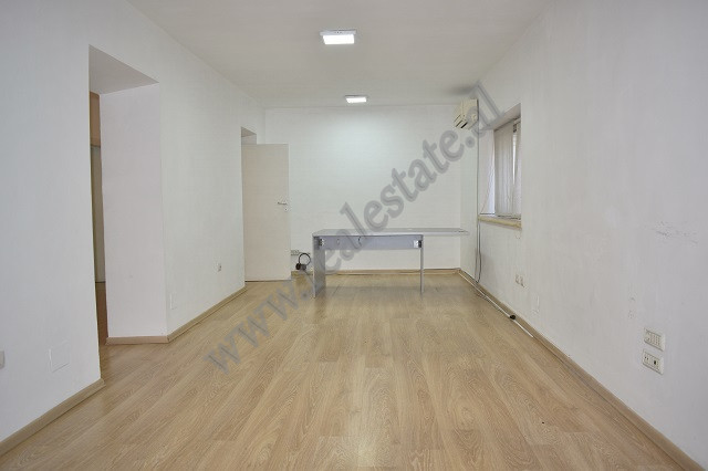 Office space for rent on Myslym Shyri street in Tirana.
It is positioned on the 3rd floor of an old